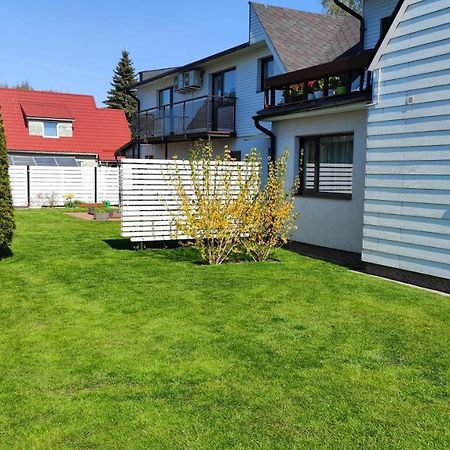 Aisa Guesthouse パルヌ エクステリア 写真