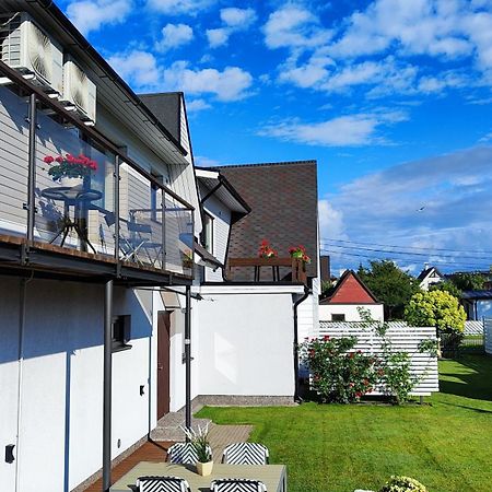 Aisa Guesthouse パルヌ エクステリア 写真