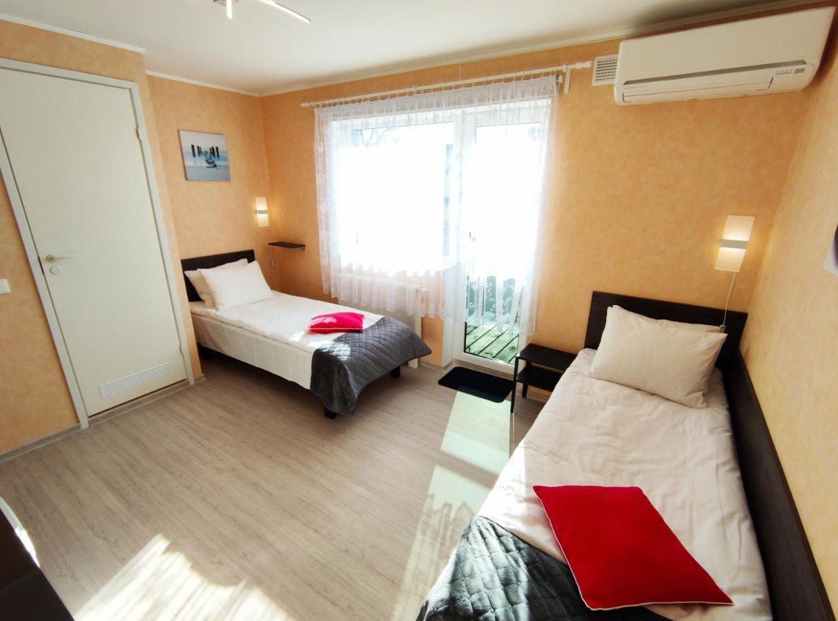 Aisa Guesthouse パルヌ エクステリア 写真