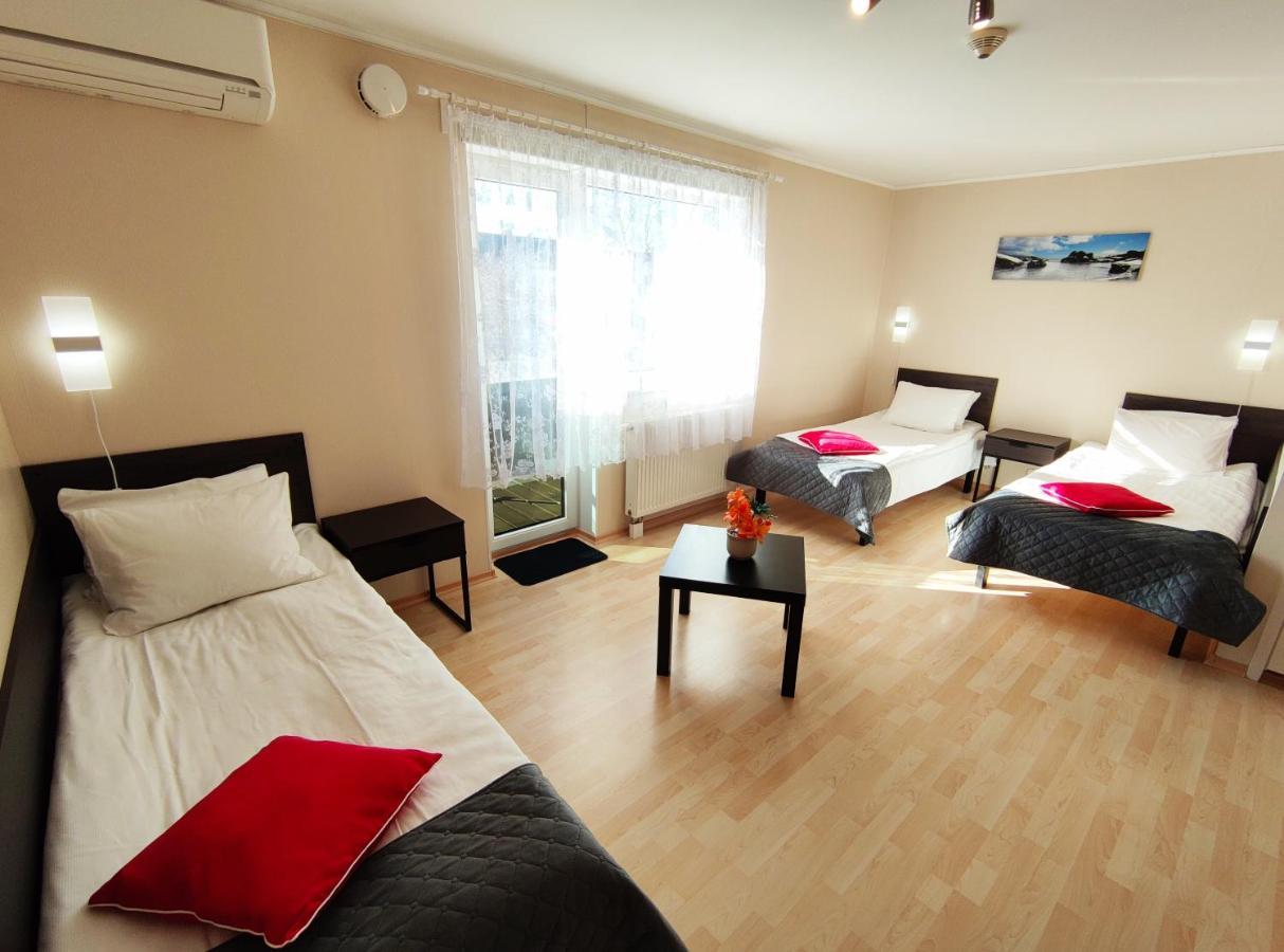 Aisa Guesthouse パルヌ エクステリア 写真