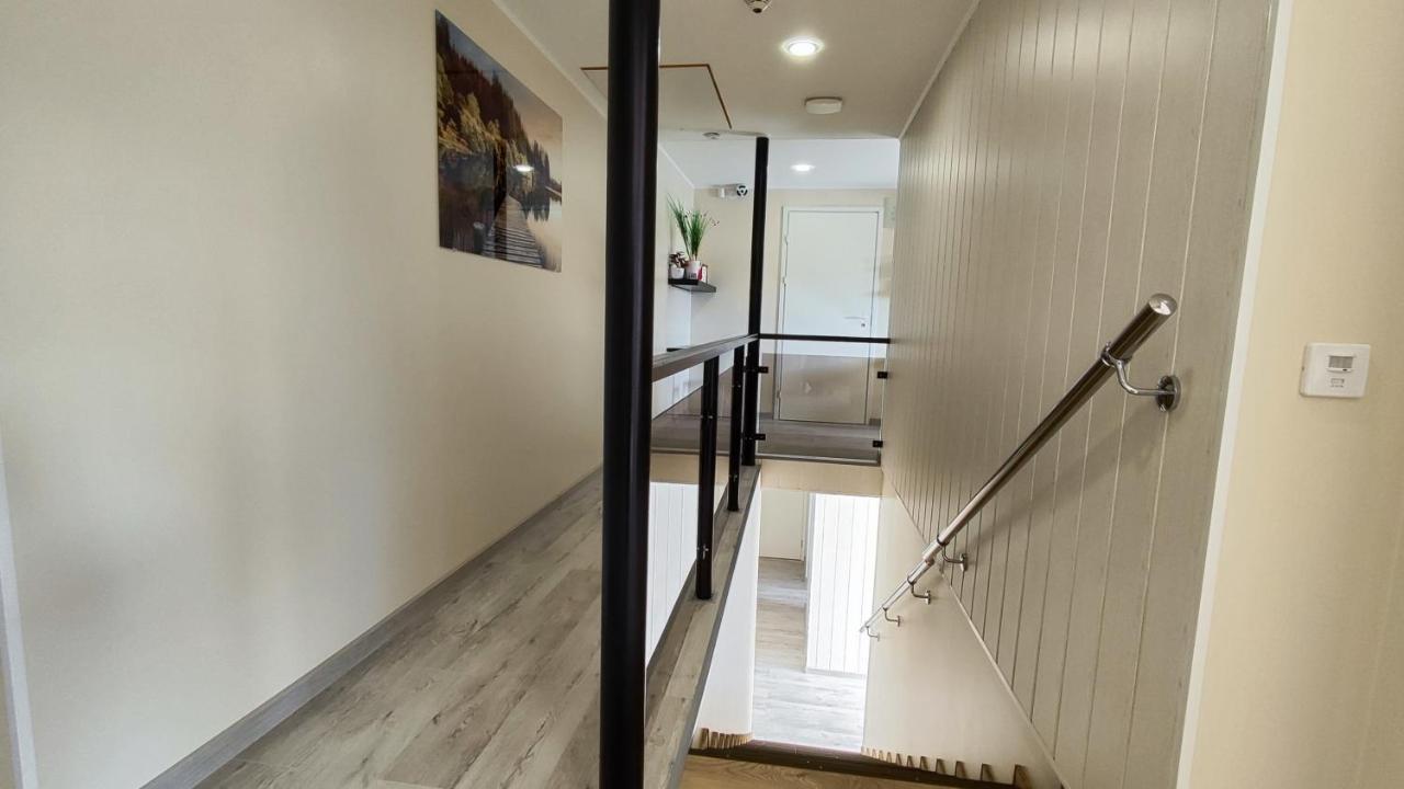Aisa Guesthouse パルヌ エクステリア 写真