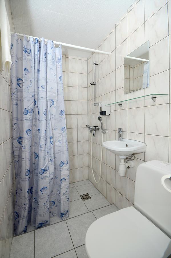 Aisa Guesthouse パルヌ エクステリア 写真